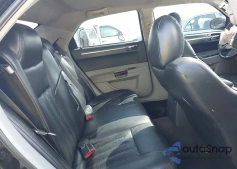 2007 Chrysler 300C из США, поврежденный, VIN 2C3KA63H27H637752